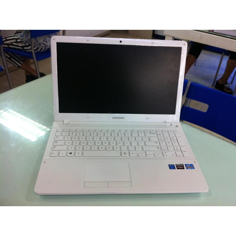 二手平板三星电脑电脑怎么样_三星电脑好不好_三星e7比三星j5好?