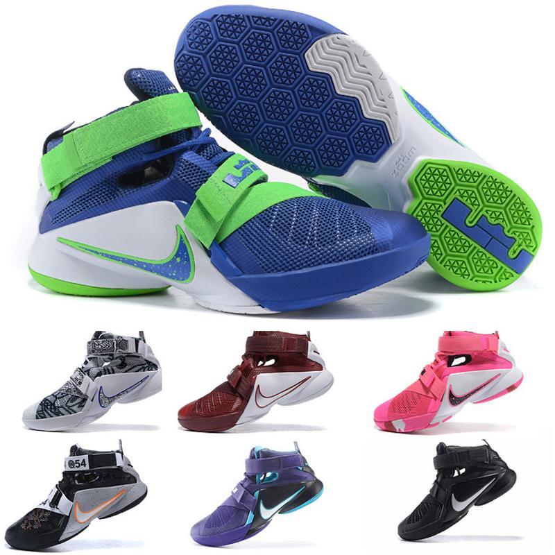 耐克 正品正品詹姆斯 士兵9代篮球鞋 男鞋鸳鸯