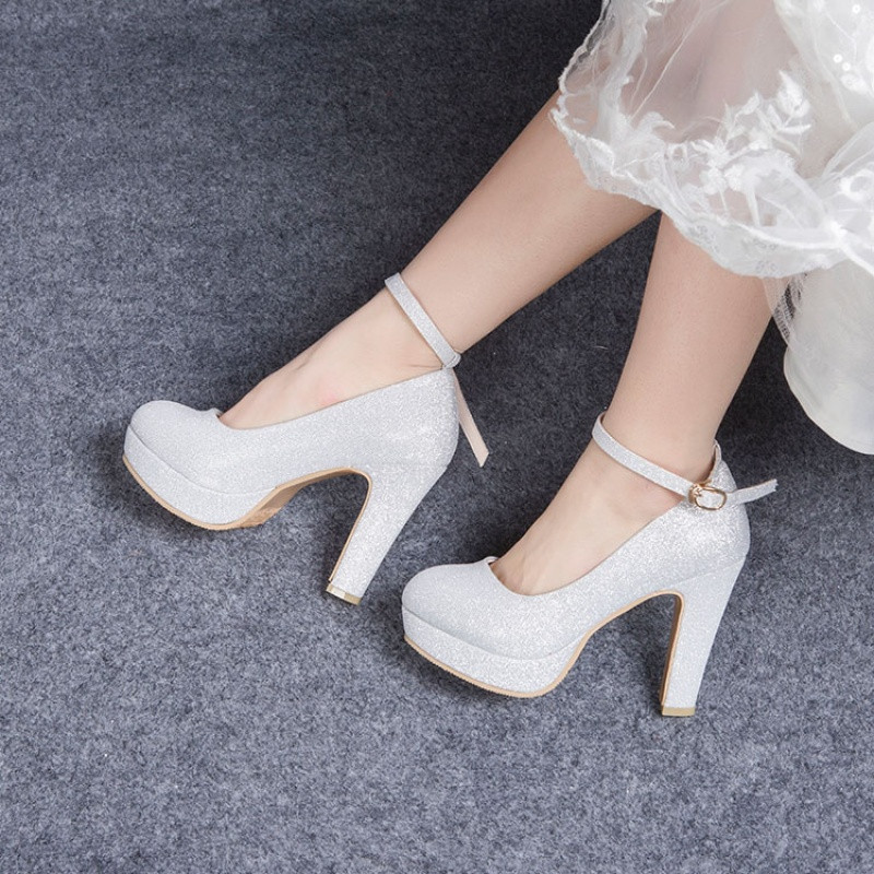 2017新款白色婚纱水晶鞋中跟粗跟新娘鞋结婚