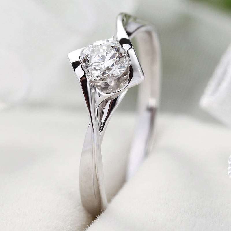 金大生 18K金30分钻石女戒-天使之吻