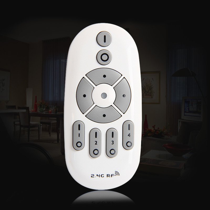 遥控led灯泡 智能遥控无极调光暖光白光调控多