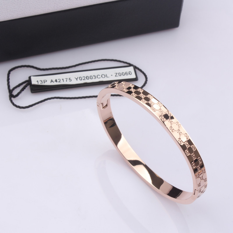 送女朋友礼物,选小米手环3怎么样,会不会没有