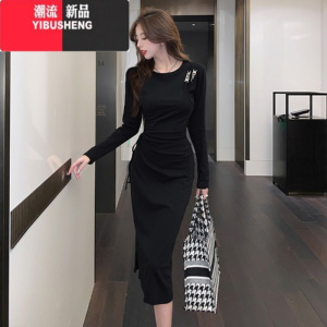 YIBUSHENG小众设计连衣裙2023新款早休闲修身显瘦褶皱开叉长袖显身材裙