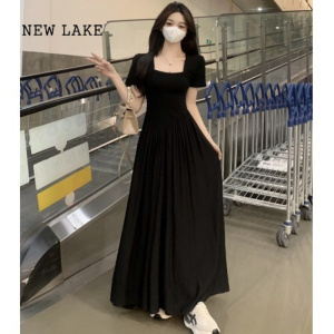 NEW LAKE大码胖MM法式方领黑色连衣裙收腰显瘦新款长裙夏季甜辣垂感裙子女
