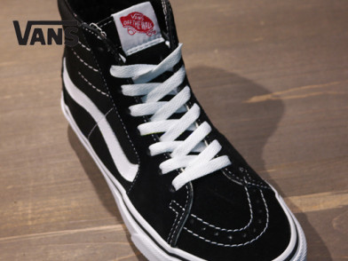 vans/范斯 万斯男鞋女鞋 sk8-hi 高帮情侣经典款板鞋运动鞋黑色 vn-0d