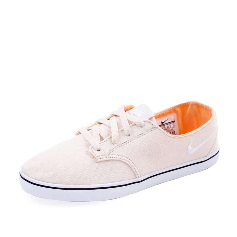 Nike 耐克 2012新款女子户外鞋454292-117 38