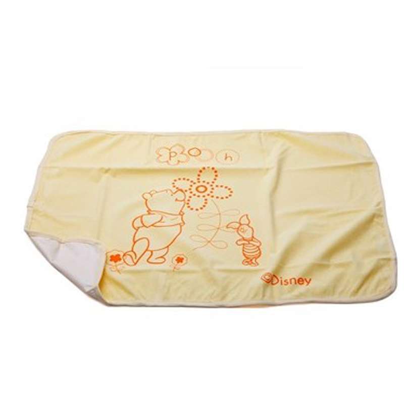 Disneybaby迪士尼维尼防水隔尿垫（黄色）10ZD-42M3