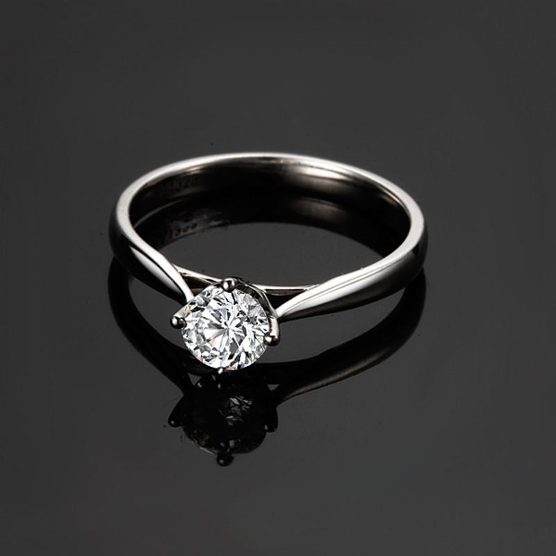 佐卡伊 纯净 pt950铂金高成色钻戒 女 钻石结婚戒指 30分f-g色vvs11号