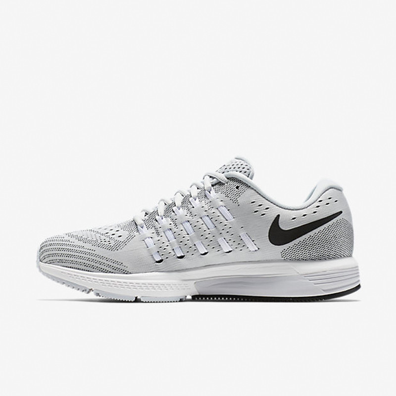 NIKE耐克男鞋AIR ZOOM VOMERO 11 登月减震休闲鞋运动鞋跑步鞋 818099 818099-002 40.5码