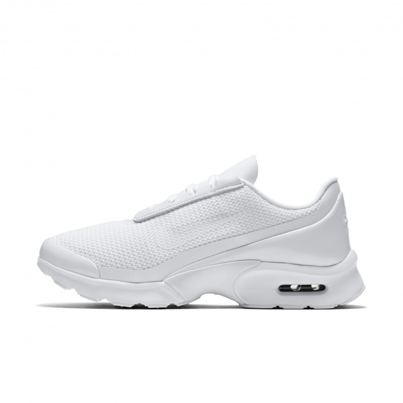 NIKE(耐克)2017新款女子运动休闲鞋透气轻便舒适跑步鞋896194-101 白/白/银灰色 36.5