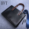 BVT欧美手提包男士商务公文包斜挎包包软皮单肩包休闲简约韩版皮包黑色 默认颜色