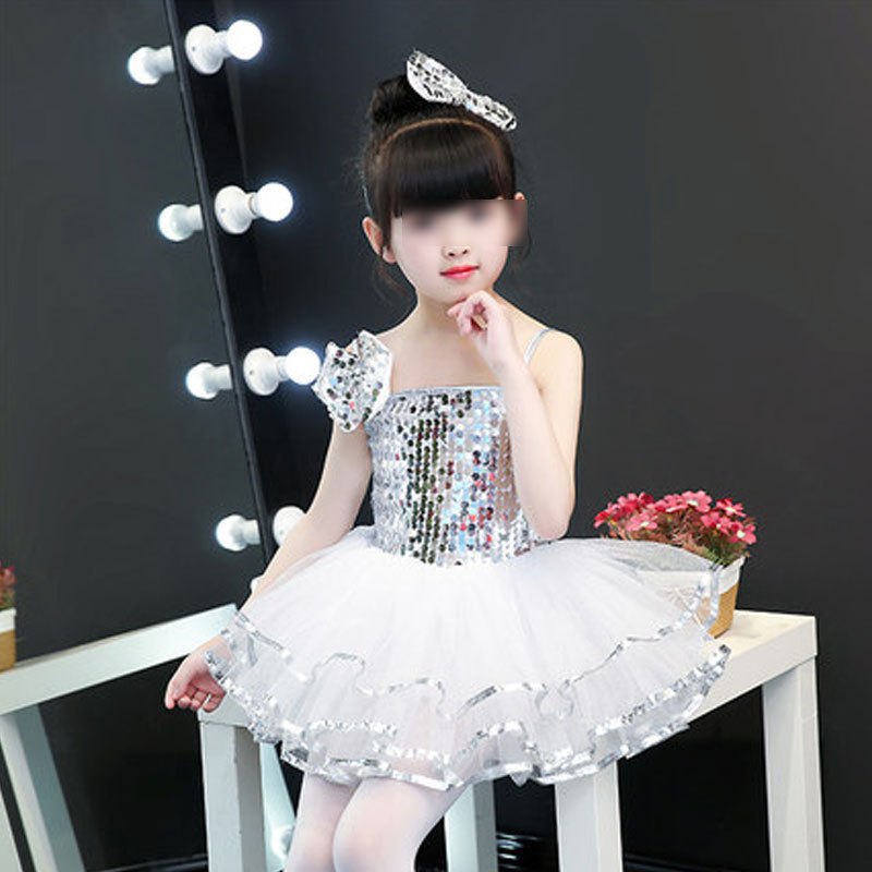六一儿童节表演服女童蓬蓬纱裙幼儿园吊带演出服亮片爵士舞蹈服装通用裙子简约小清新婴童裙子 150cm 吊带裙《白色》（S头饰）