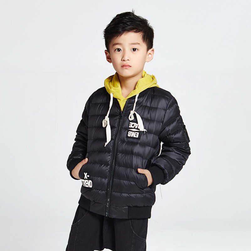 千仞岗2018春季新品男女童短款轻薄羽绒服棒球立领街头韩版Y219805Y 魔力黑88005 100cm