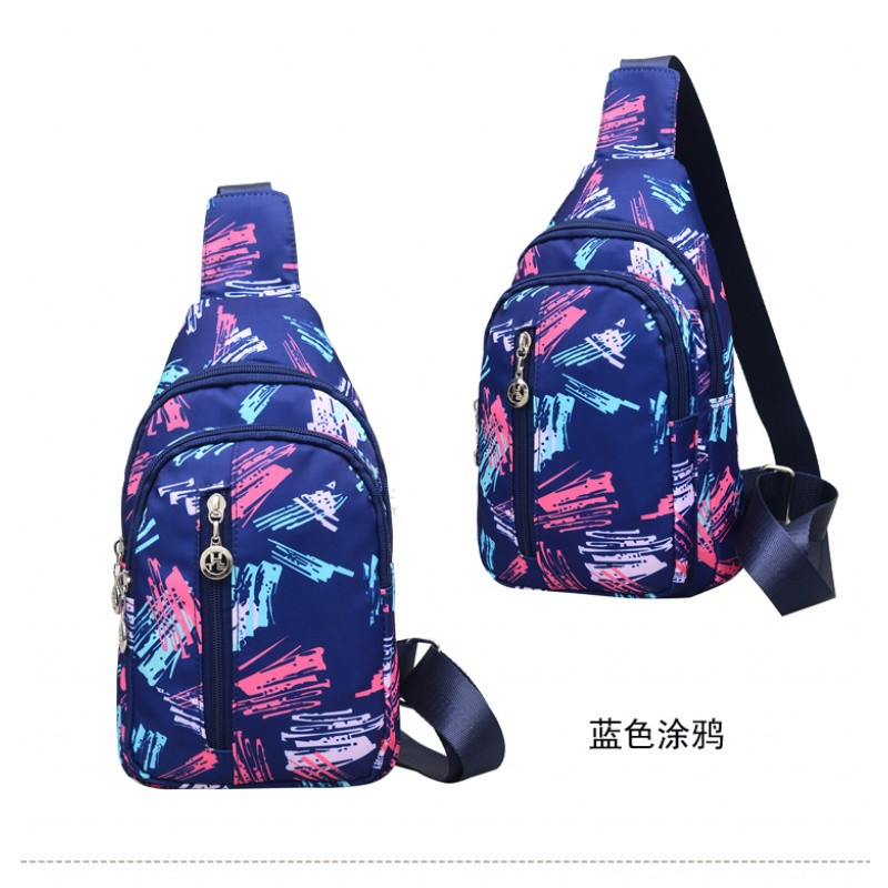 胸包女2018新款潮超轻尼龙布运动韩版迷你百搭斜跨胸前收银小背包 1706蓝色涂鸦