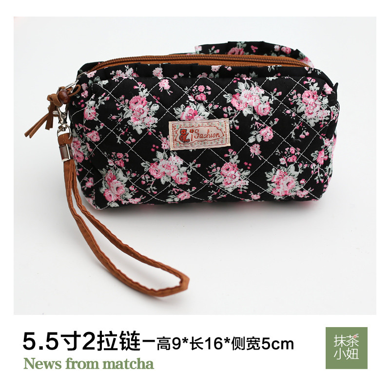 5.5寸大屏零钱包苹果iphone67splus夏韩版女式多功能布艺手机包 黑底小月季荷2拉