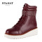 星期六ST&SAT牛皮圆头中跟系带铆钉女靴SS54112987 酒红色 39