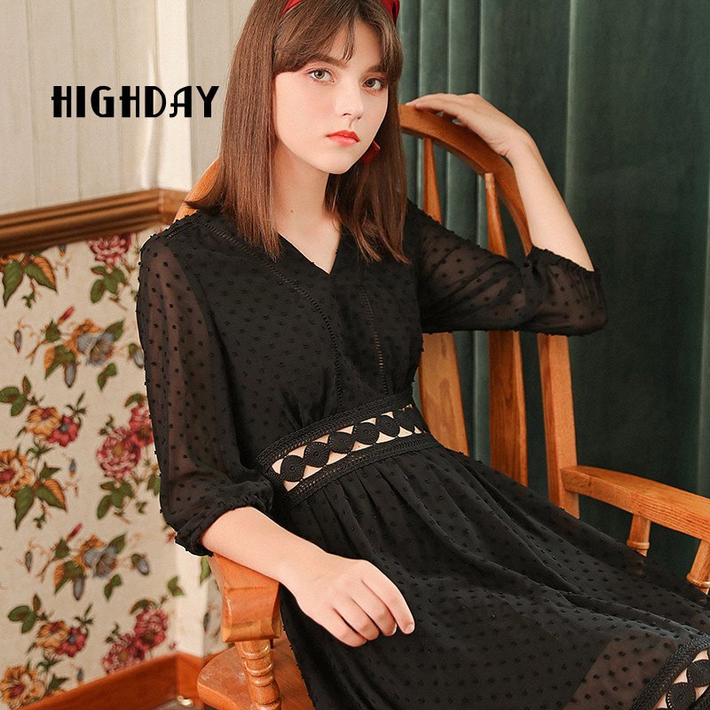highday轩日女装早秋V领性感镂空chic裙子复古短袖显瘦a字连衣裙 M 黑色