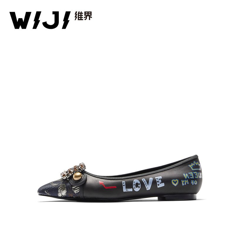 WIJI女鞋2018秋季新款浅口尖头休闲涂鸦印花平底水钻方扣新潮风尚 黑色 37