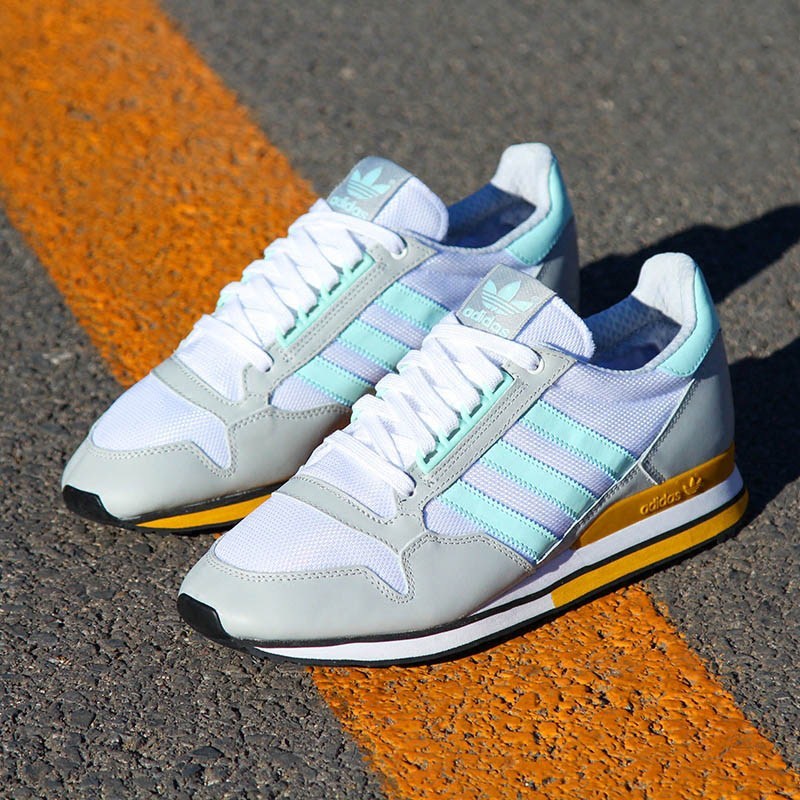 阿迪三叶草男鞋跑步鞋D65580 天蓝色 44.5