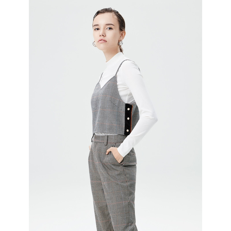 2019爱居兔秋季女装简约两件式设计长袖针织上衣 170/92A/XL 黑色格纹04