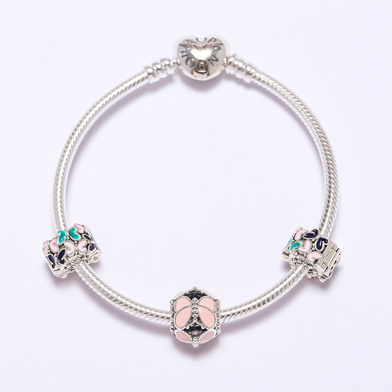 PANDORA潘多拉 粉色蝶群蝴蝶环绕 925银串饰手链 19cm