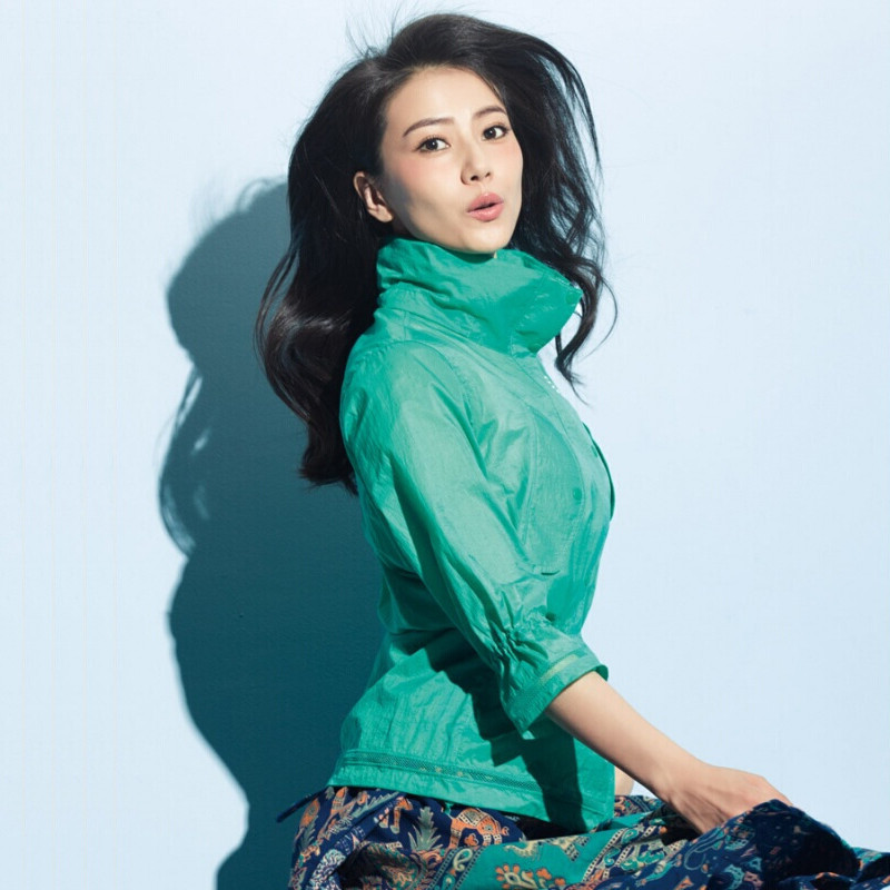 探路者（TOREAD）户外春夏女式TIEF遮阳防晒防紫外皮肤风衣TAEE827661 S TAEE82766-D38X碧绿（女）