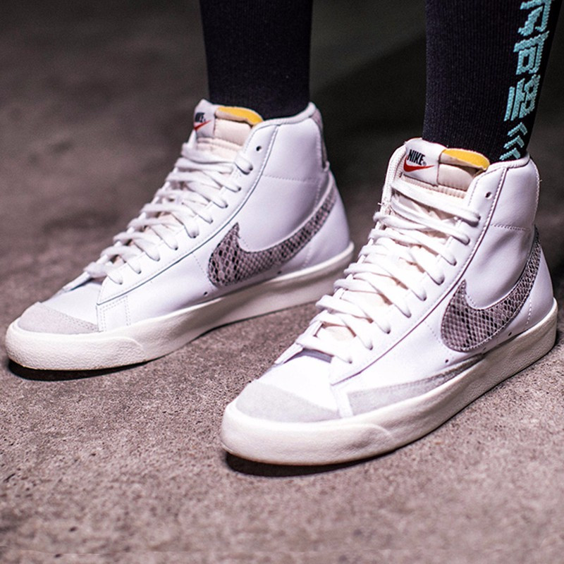 nikesbblazermid耐克开拓者男子中帮运动滑板鞋864349-003-00 40 ci