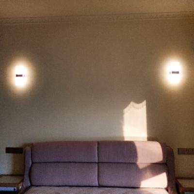 炬胜 LED床头灯壁灯创意简约现代卧室床头客厅餐厅酒店走廊过道灯5-9W 12W银色直角暖白晒单图