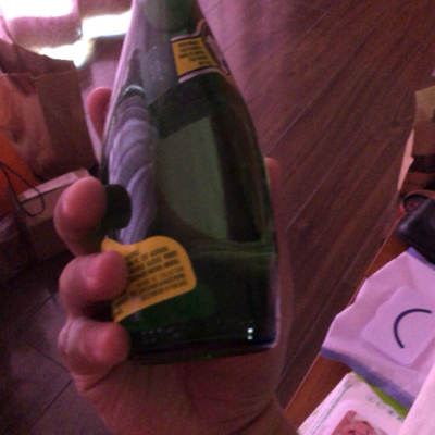 【柠檬玻璃瓶】巴黎水（Perrier）天然气泡矿泉水（柠檬味）玻璃瓶装 330ml*24瓶/箱 进口饮用水 法国进口晒单图
