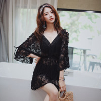 2019新款泳衣女三件套平角保守遮肚性感蕾丝小胸聚拢温泉度假泳装 黑色 M