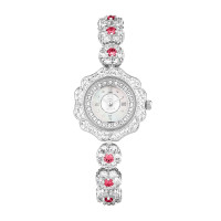 C&C意大利时装手表唯美手链系列施华洛世奇元素花瓣形锆石水晶女士腕表 CC8149 铂金镶钻贝母盘