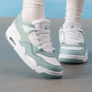 耐克(NIKE)女鞋新款时尚潮流运动鞋缓震耐磨透气轻便篮球鞋FQ7940-202 ZP