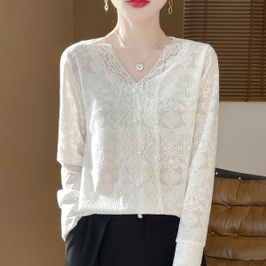 蕾丝边V领针织衫女套头镂空提花女法式气质外穿软糯长袖上衣