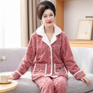 珊瑚绒妈妈睡衣女冬季加绒加厚新款法兰绒秋冬款家居服套装