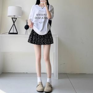 黑色碎花短裙女2026新款夏季薄款高腰a字显瘦蛋糕裙短款半身裙子