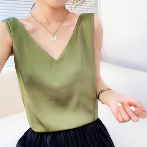 2026吊带女缎面内搭V领大码宽松背心外穿百搭女可短袖可外穿