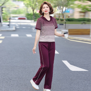 2026妈妈装运动套装中老年人洋气女夏季短袖薄款女装两件套条纹衫