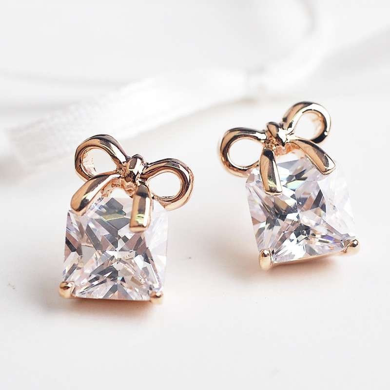 迈姿 蝴蝶结耳钉 女式 韩国进口aaa级锆石耳饰 复古经典款320821