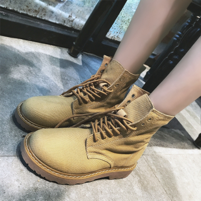 902新款马丁靴女英伦风秋季新款高帮牛仔短靴圆头平底复古机车大黄靴定制