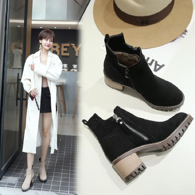 秋冬季圆头马丁靴女英伦风单靴粗41-43跟高跟短靴女踝靴百搭潮40