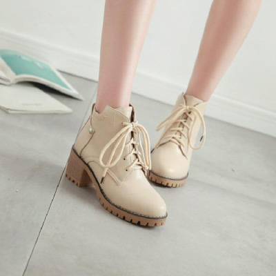 秋冬新款学院复古简约系带马丁靴英伦时尚粗中跟短靴潮女鞋子