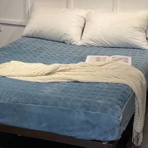 吉祥三宝家纺珊瑚绒夹棉绗绣床笠单件冬季加厚夹棉床罩床垫保护罩